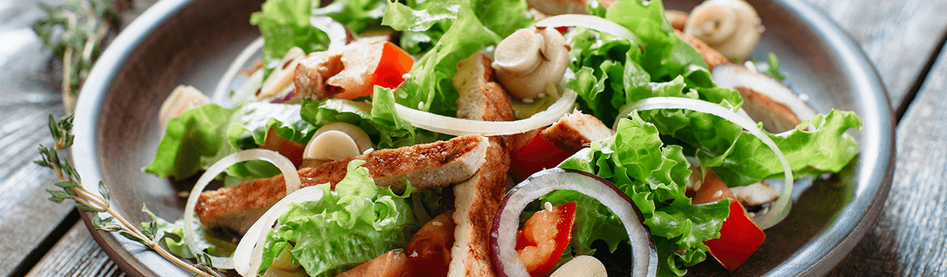 Ensalada California con Pollo