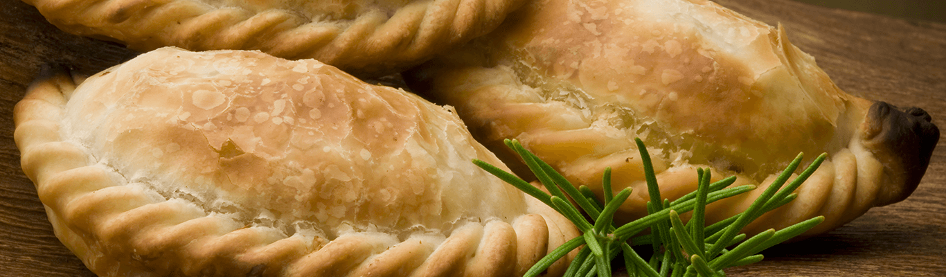 Empanaditas de pollo, queso y elote